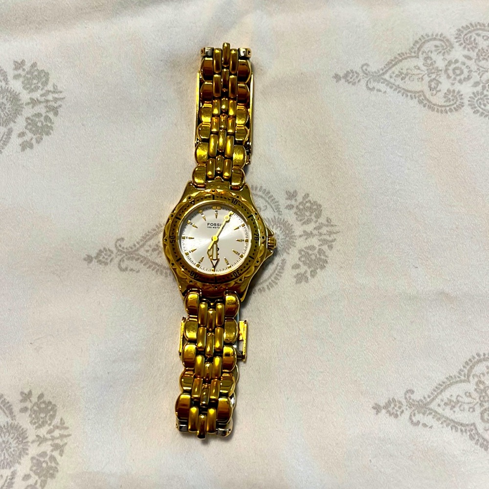 Fossil vintage gold watch. AM-3115.